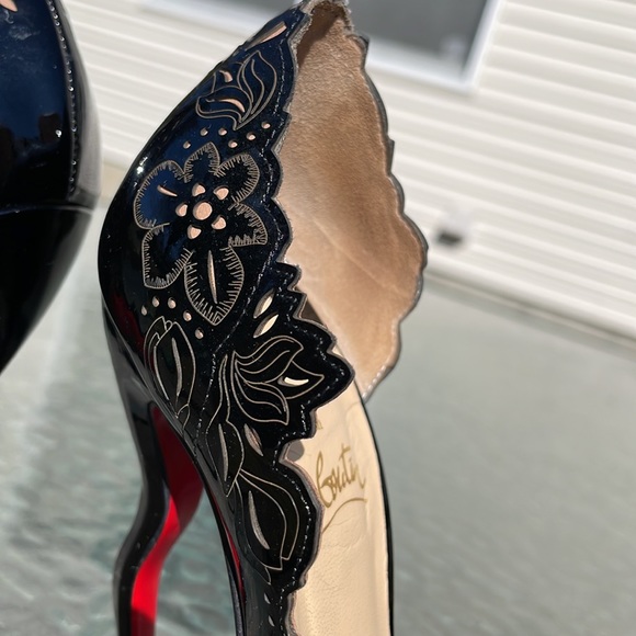Christian Louboutin black patent pumps - Picture 5 of 16